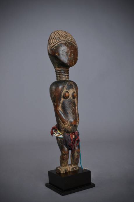Abron Koulango, Statue féminine
