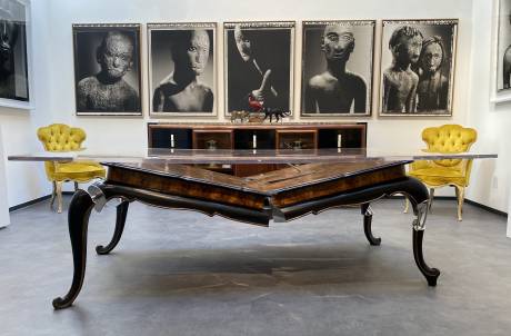 Artistes inconnus, Table déstructurée.