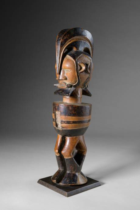 156_Teke, Janus statue1