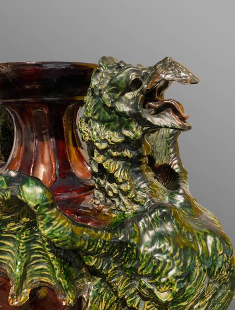 249_PAIRE de vases aux dragons sur pieds d'échassiers