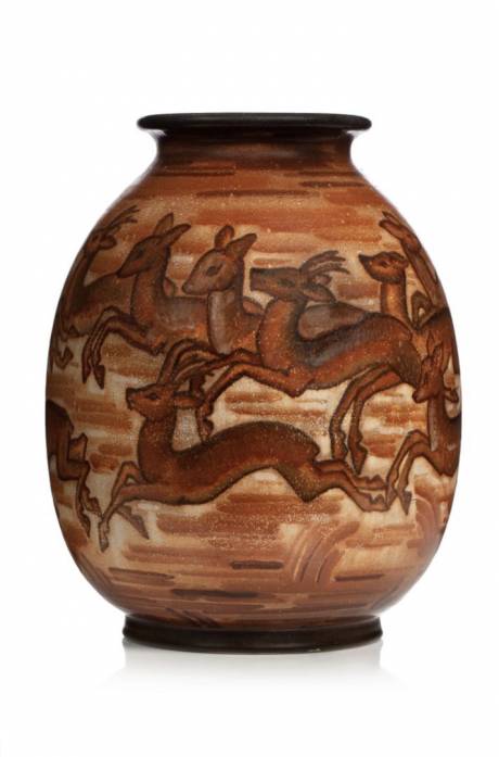 Manufacture de Sèvres, Vase ovoïde à col resserré.