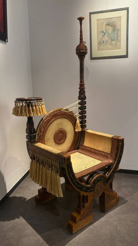 Carlo Bugatti, Fauteuil-trône