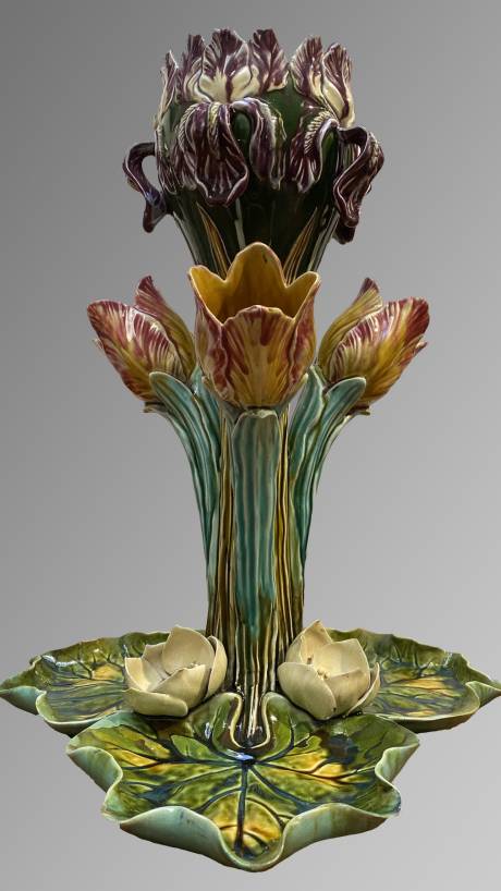 Faïencerie d'Onnaing, Paire de tulipières en céramique polychrome